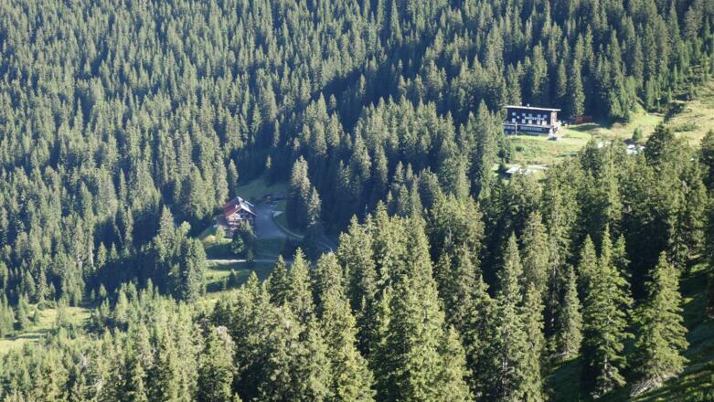 Loas (Blick auf Alpengasthof)