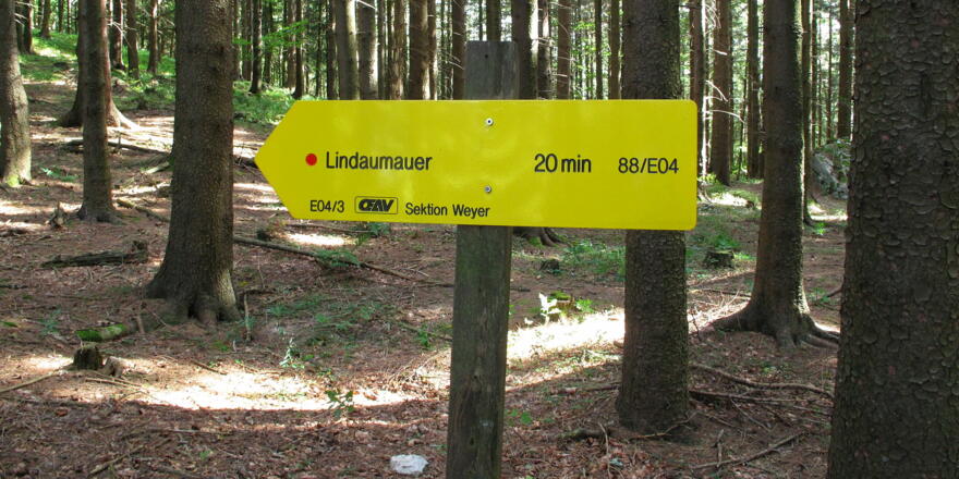 Wegweiser zur Lindaumauer