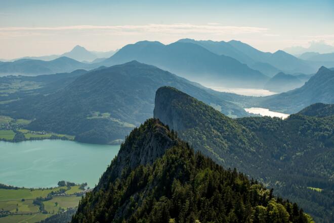 Ausblick vom Schober auf Mondsee und Attersee