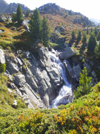 Wasserfall am steilen Gaißkarweg