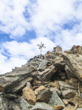 Das Gipfelkreuz des Zuckerhütl