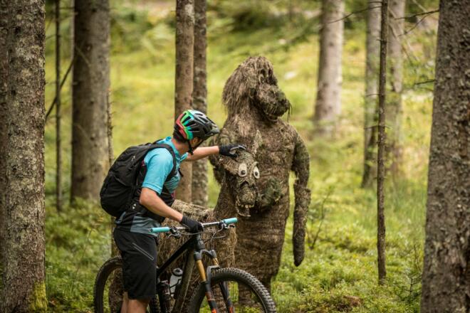 Biker am Heufigurenweg in Annaberg