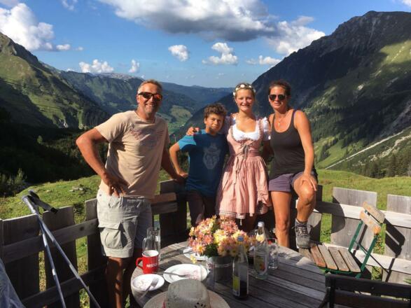 Obere Gemstelhütte Terrasse