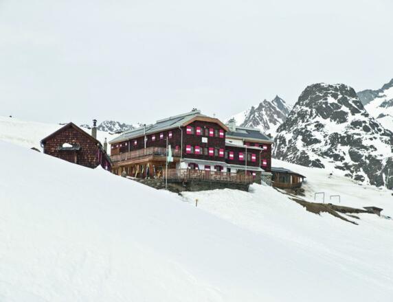 Vernagthütte Winter