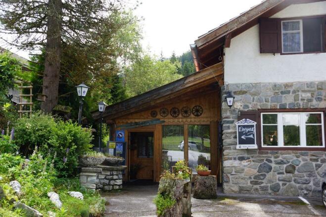 Gasthof Hanneburger, Eingang