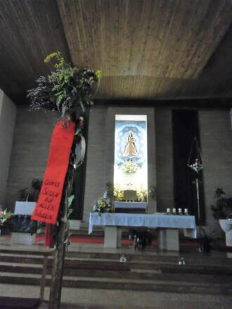 Pilgerstab mit Altar Maria Schnee