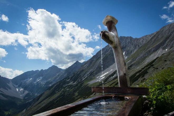 Brunnen - Bettelwurfhütte Tirol