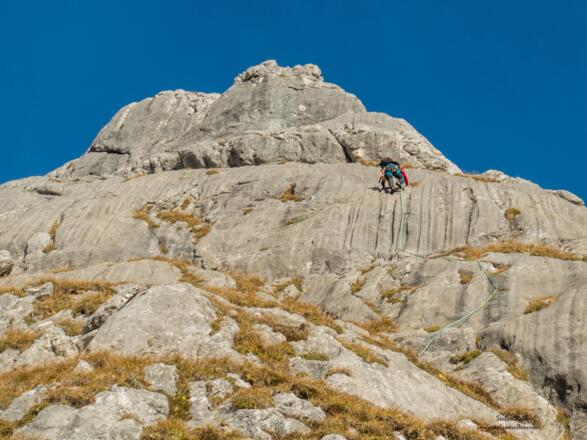 Überraschung: Schöne Wasserrillen in der 3. Seillänge.