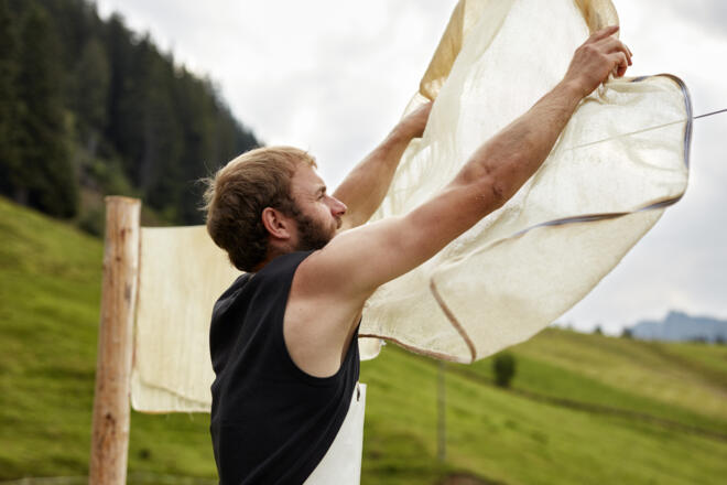 Der Senn bei der Arbeit