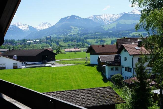 Bergsicht Gemeinschaftsbalkon