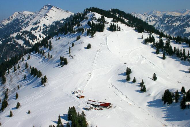 Falkenhütte mit dem Falken