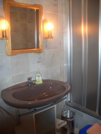 FewoII Bad mit Dusche und WC