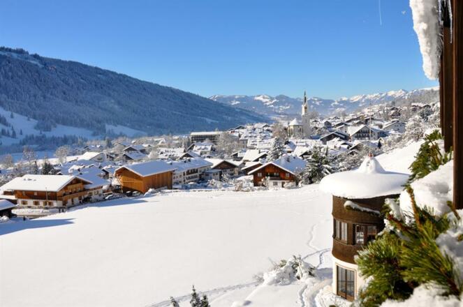 Ausblick vom Balkon auf Bad Hindelang