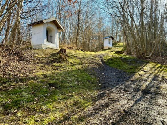 Kreuzwegstationen zur Florianikapelle