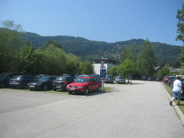 Parkplatz Seniorenwohnheim