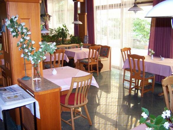 Großer Frühstücksraum