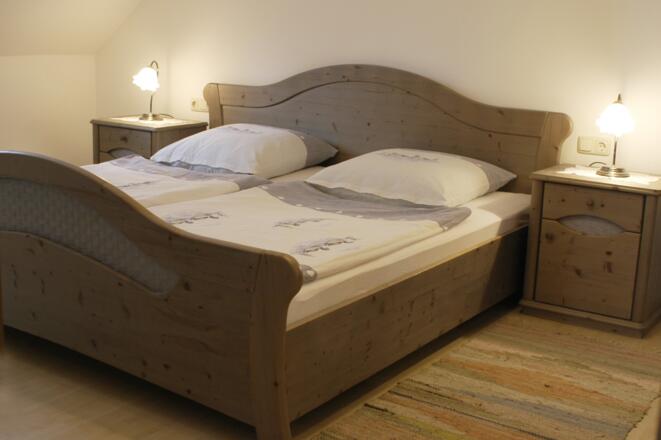 Schlafzimmer Ferienwohnungen auf dem Bauernhof Bad Gögging