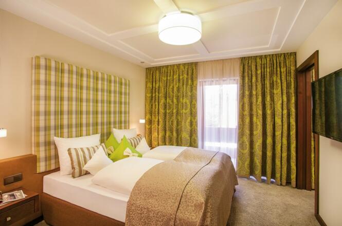 Hotel Eisvogel Bad Gögging Juniorsuite Felbern Schlafraum