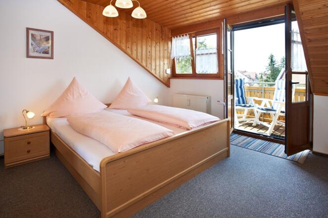 Schlafzimmer Ferienwohnung Nr. 5 Haus Sabine