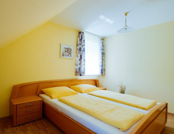 Ferienwohnungen Kirchner Bad Gögging Schlafzimmer