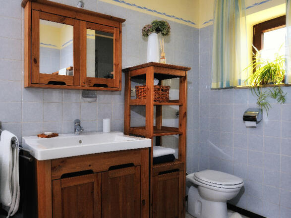 Bad/Dusche/WC/Badewanne