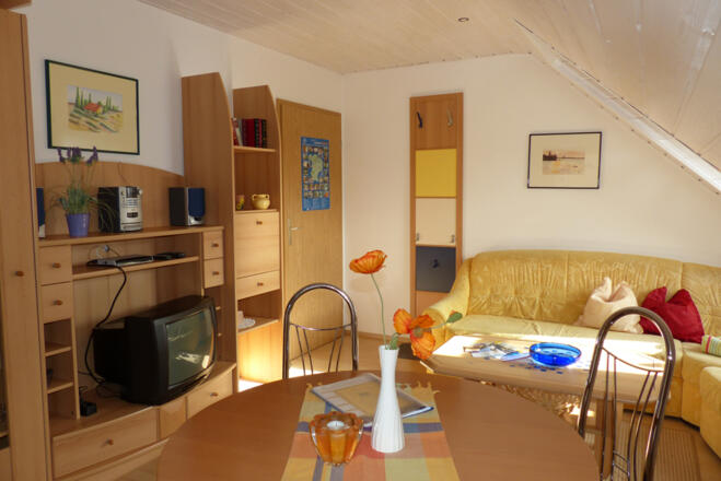 Wohn-/Essbereich/ Sofa ausziehbar