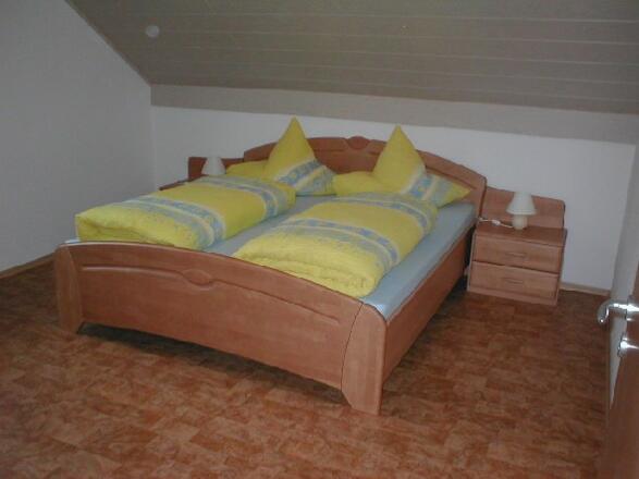 eins von 2 Schlafzimmer