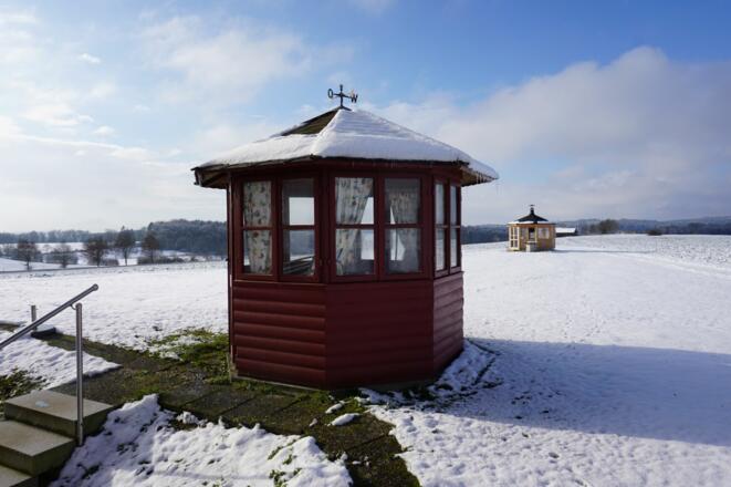 Grillpavillon mit Weitblick für 12 Personen