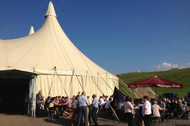 Theater-Palastzelt in Riedering.