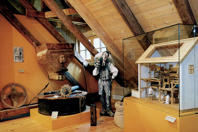 Ausstellungsraum im Müllner-Peter-Museum in Sachrang.