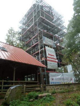 Zabelstein_neuer Aussichtsturm im Bau