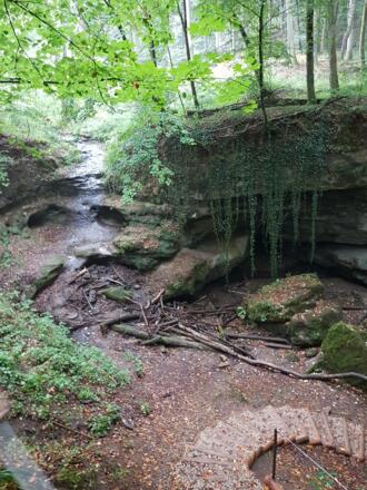 Teufelshöhle / -schlucht
