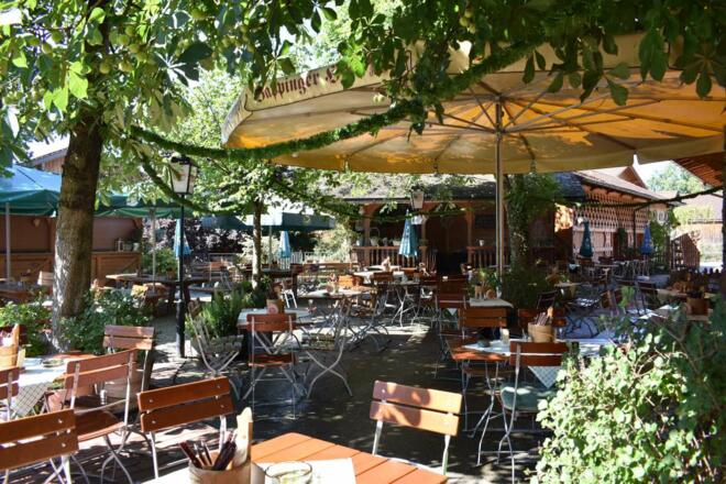 Happinger Hof Rosenheim - Biergarten