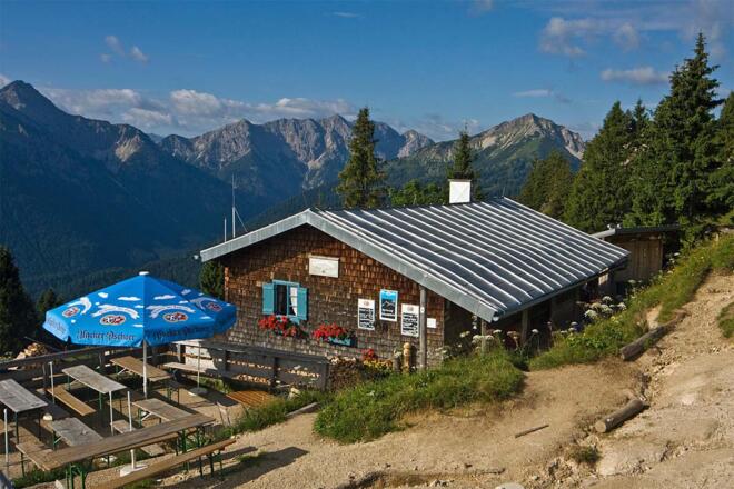 Kenzenhuette-Huettenwanderung-Huettenwoche-Ammergauer-Alpen