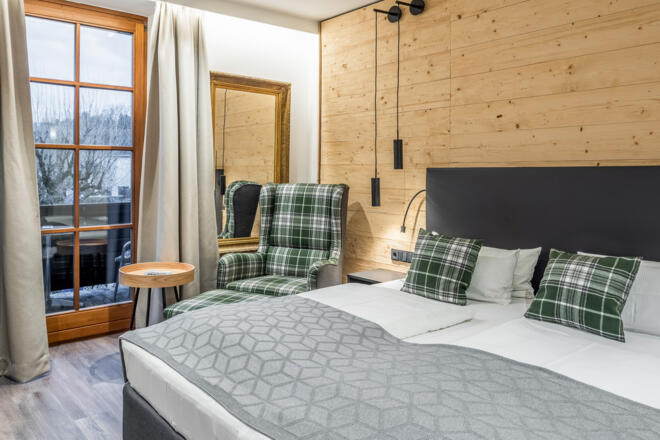 Zimmerbeispiel Hotel Neuer am See,tanjaghirardini