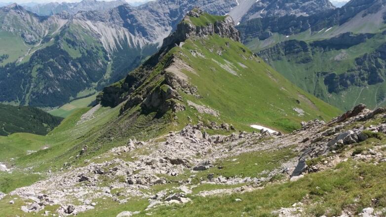 Hier beginnt der markierungslose Abstecher zum Gorfion.