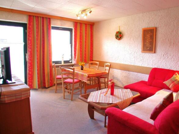 Wohn-/ Esszimmer Fewo 3