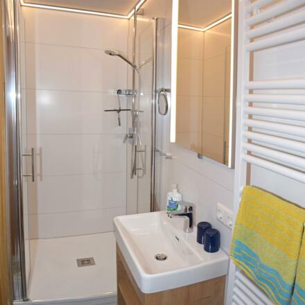 Doppelzimmer / Dusche /WC