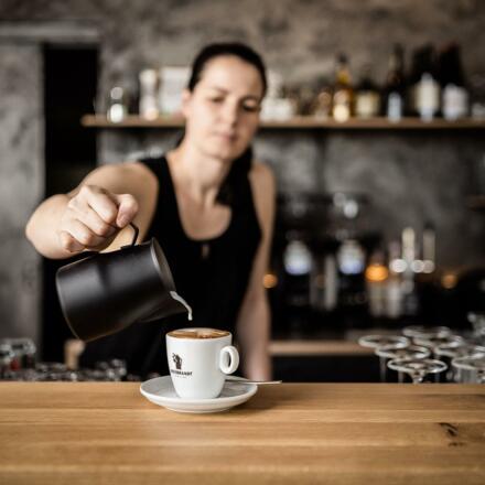 Kunst Cafe Marina Cappuccino