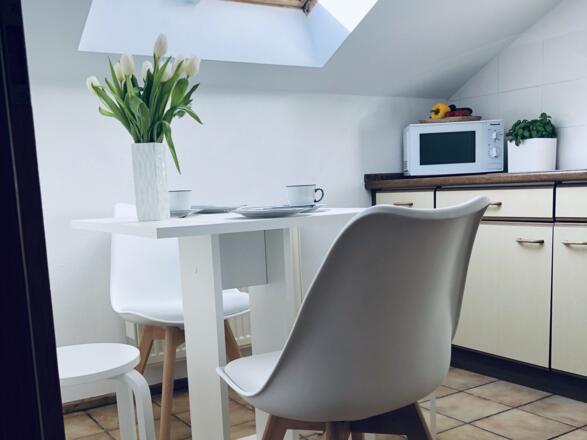 Küche mit Essbereich