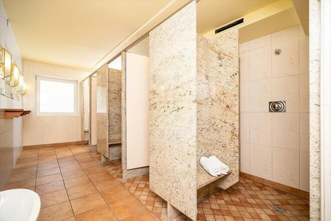 Sanitäranlagen Camping Stadlerhof