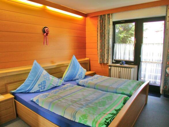 Sep. Schlafzimmer Fewo 3