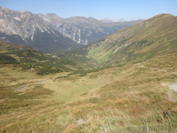 Abstieg vom Sandjoch