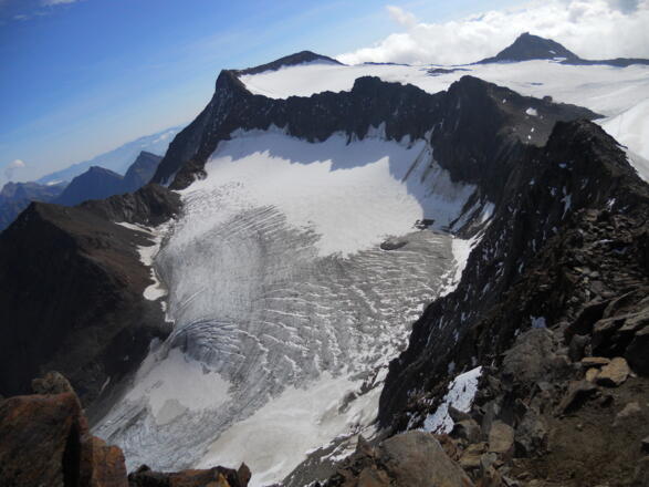 Oberer Teil der Fernerstube. Die Müllerhütte ist rechts im Bild.