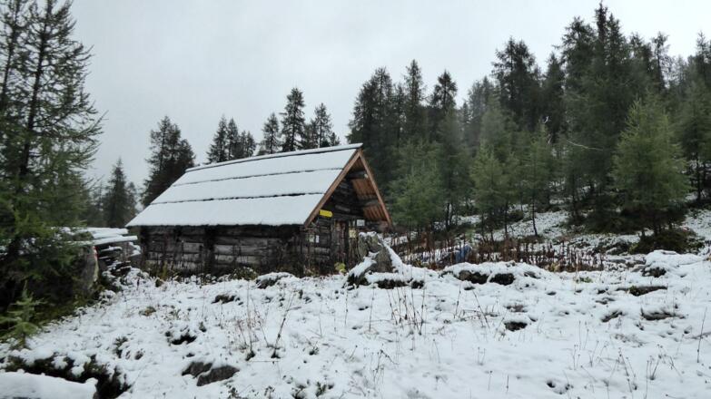 Luckerhütte im Schnee