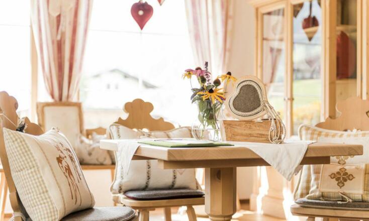 Verkaufstisch im Kräuterhof