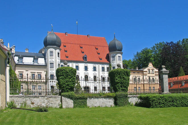 Schloss Maxlrain.