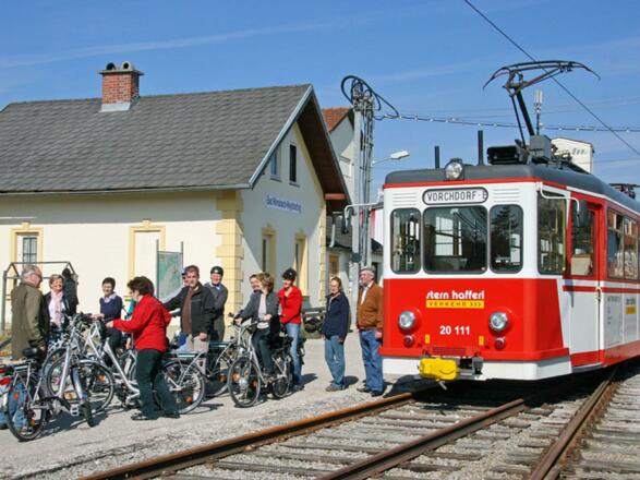 Bahnhof Bad Wimsbach-Neydharting - Vorchdorferbahn Stern &amp; Hafferl