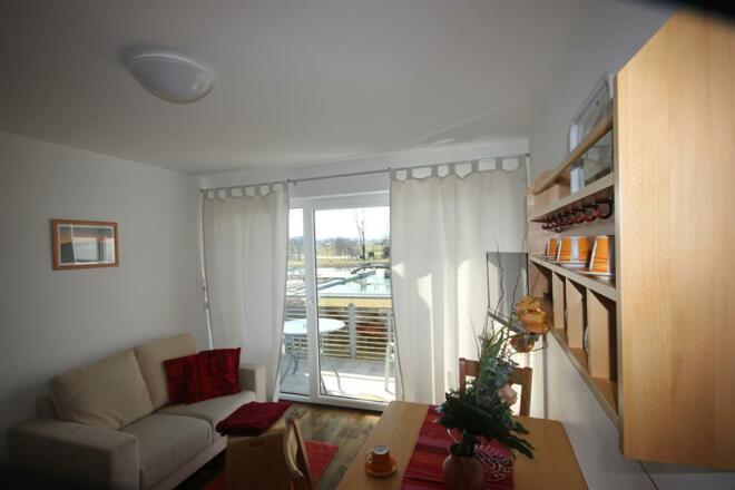 Wohn-Essbereich-Mittag