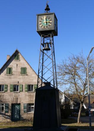 Glocken- und Uhrenturm in Schwarzenbach